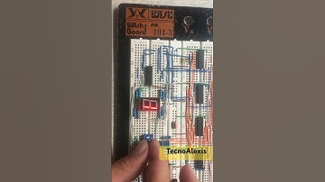 Qué tal quedó mi nombre ALEXIS en un display de 7 segmentos con compuertas lógicas?