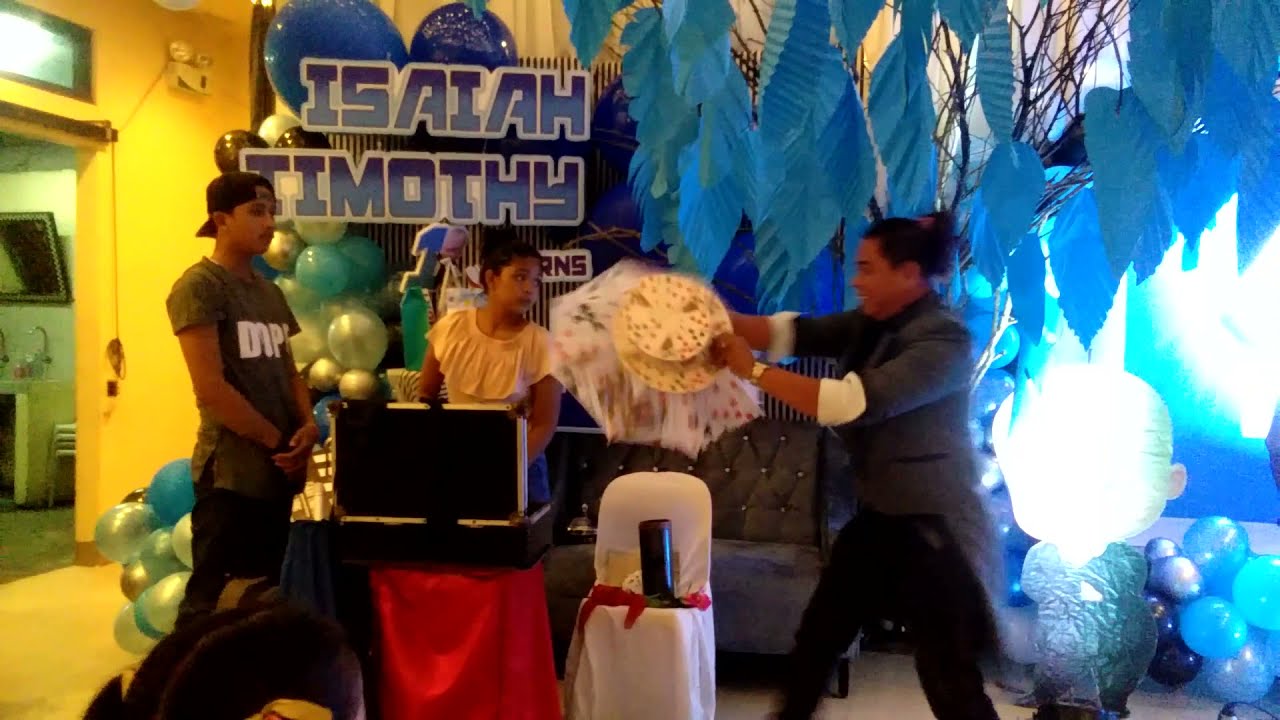 Birthday Party (Ryan's Magic Show)