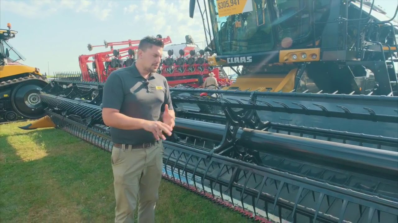 CLAAS LEXION 740TT Combine - Ziegler Ag Equipment