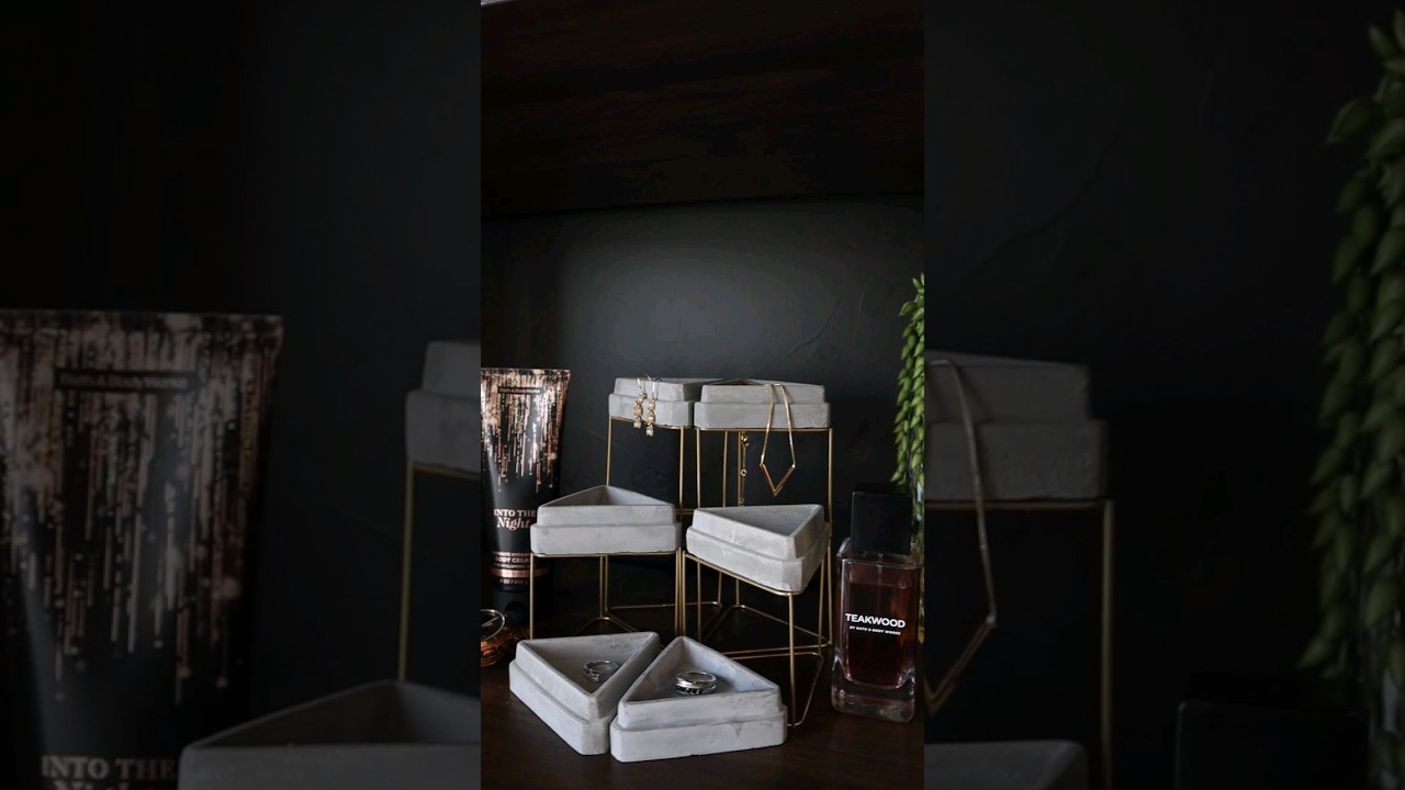 EXTREMELY EASY Dollar Tree DIY!! High-End Concrete Jewelry Holder 