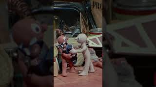 THE AMAZING ADVENTURES OF MORPH! - MORPH PLAYS GOLF - #stopmotion #morph #funny