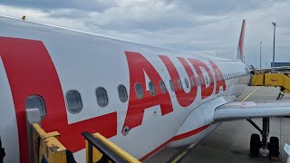 Lauda Europe A320 takeoff from Vienna (VIE/LOWW)