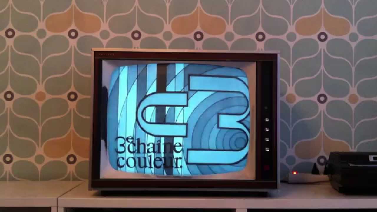 ORTF 3eme chaine....debut de programme du dimanche (1)