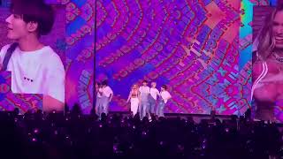 #TXT PERFORMED PS5 WITH #SALEM 😍 @ ACT LOVE SICK world TOUR @ LOS ANGElES