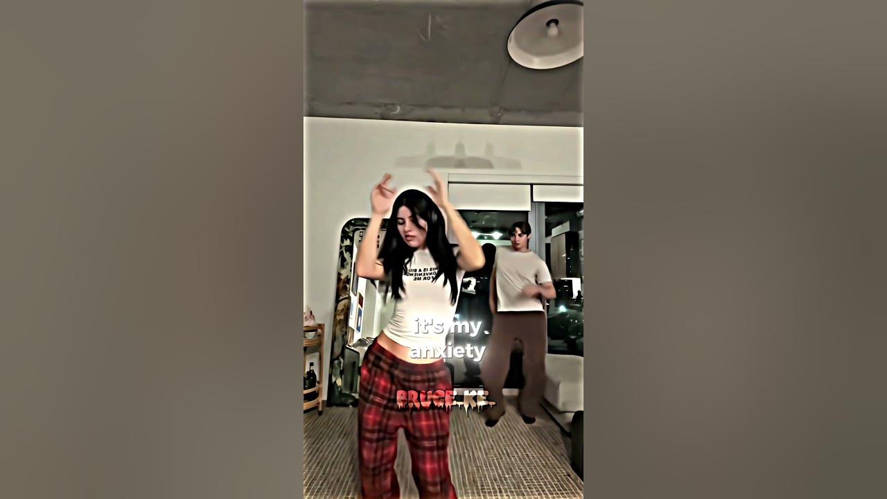 Anxiety dance 🕺 💃 #doechii #anxiety #sleepyhallow #dance