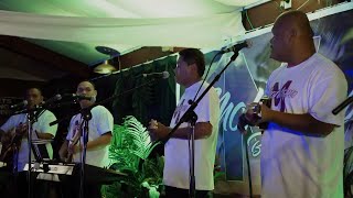 Video thumbnail of "MOTUTAPU BOYZ - Tei Roto I Te Marumaru - COOK ISLANDS MUSIC (Lyrics)"