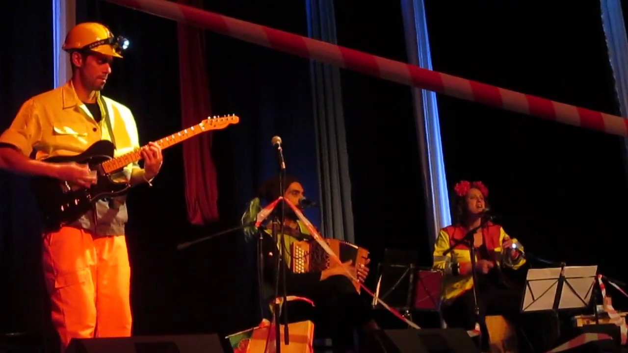 XXV FEST-i-BALL – BAIL’A RIR (pt) - passo doble