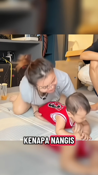 gemes banget elzhard belajar merangkak #celiboy #kayesss #kayes #elzhard  #clips #shorts