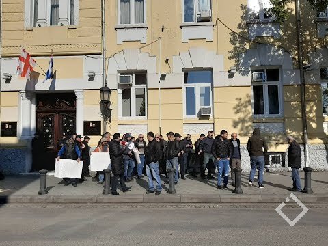 მოსახლეობა თამბაქოზე დაწესებულ ახალ რეგულაციებს აპროტესტებს