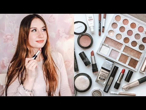 Косметичка экс-бьютиблогера 😱 thumbnail