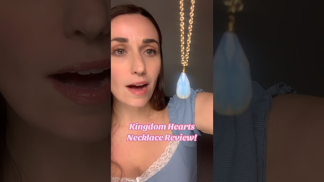 ✨This Kairi necklace is BEAUTIFUL✨ 