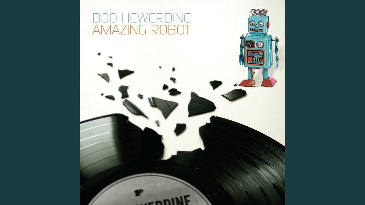 Guarda Drinking Alone su YouTube Guarda Drinking Alone su YouTube