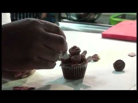 What's Cookin' with AHA: Cupcake Design with Toba Garett Part 1