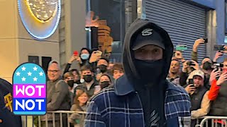 Steph Curry Greeted By Fans As He Calmly Walks To Team Bus On Way To Breaking All Time 3 Pt Record