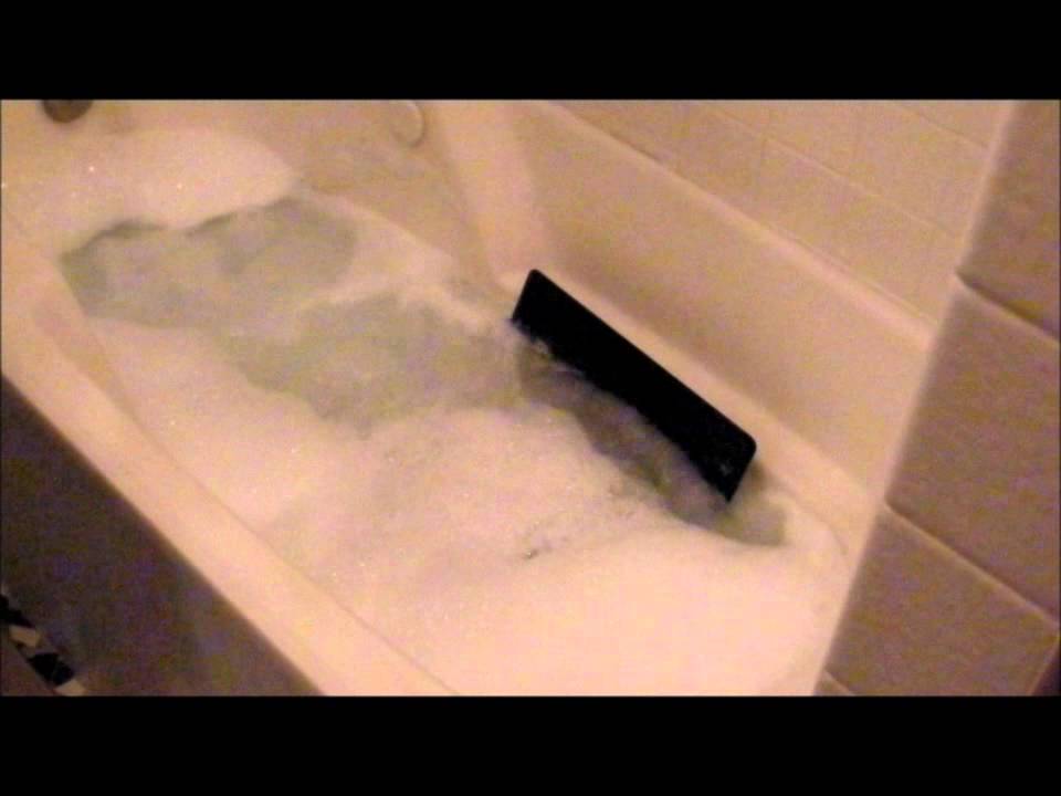 Laptops are not waterproof! Whirlpool Destruction donas