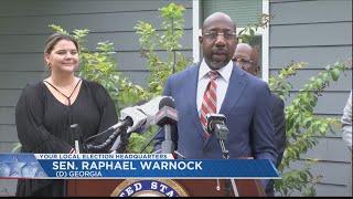 Sen. Warnock makes a stop in Garden City to introduce new housing legislation