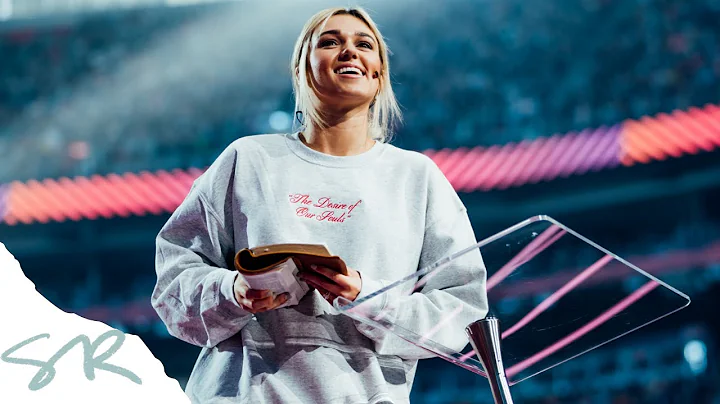 Does God Love Me? | Sadie Robertson Preaching - Pa...