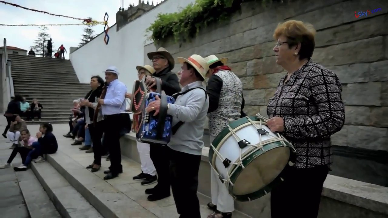 Grupo de concertinas de Barcelos. YouTube