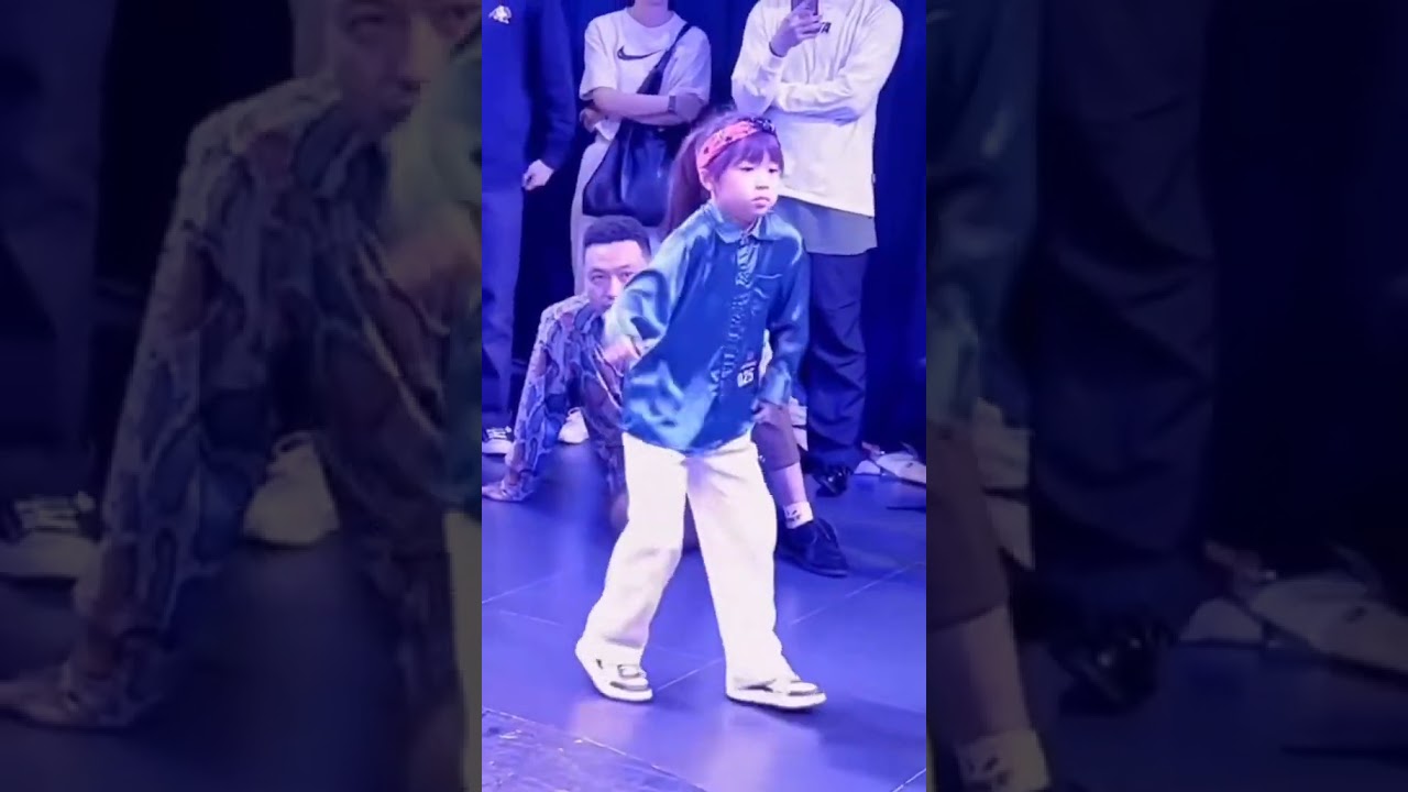 YouTubeでCan you move like this? #ello #dance #breakdanceを視聴 YouTubeでCan you move like this? #ello #dance #breakdanceを視聴