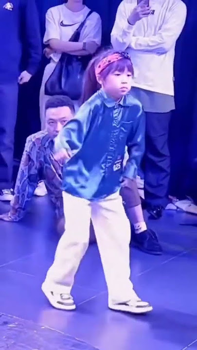 Can you move like this? #ello #dance #breakdance