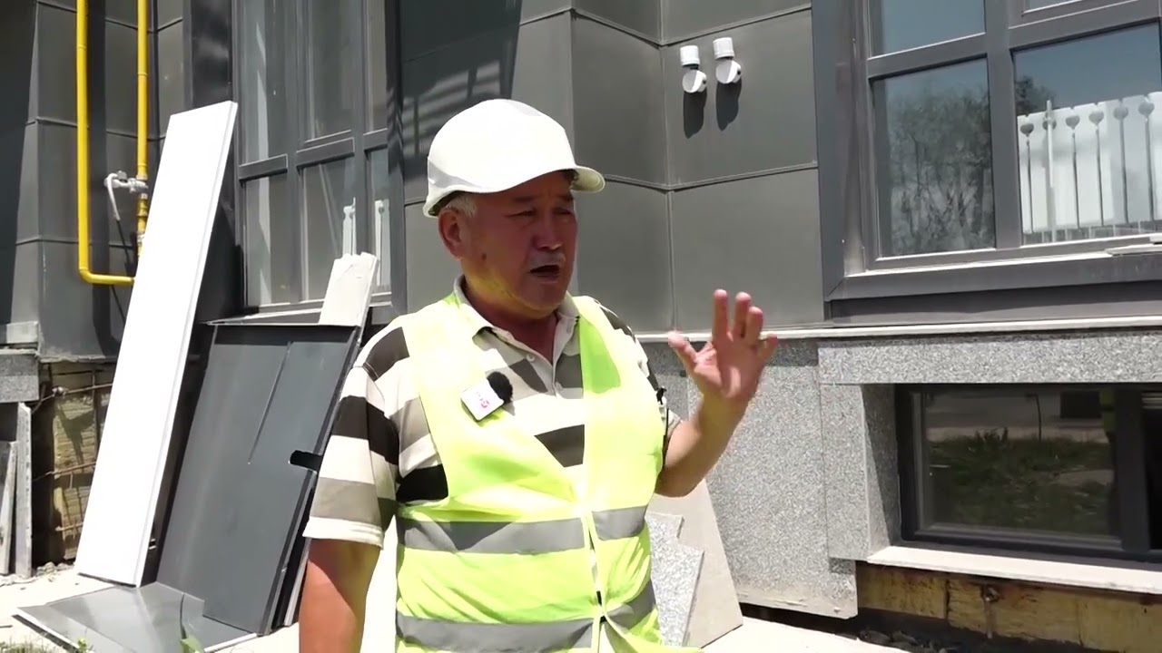 МИК ТАРАБЫНАН САЛЫНГАН ҮЙЛӨР ЧӨГҮП БАШТАДЫ ДЕГЕН ИМАРАТТА ОҢДОО ИШТЕРИ БАШТАЛДЫ