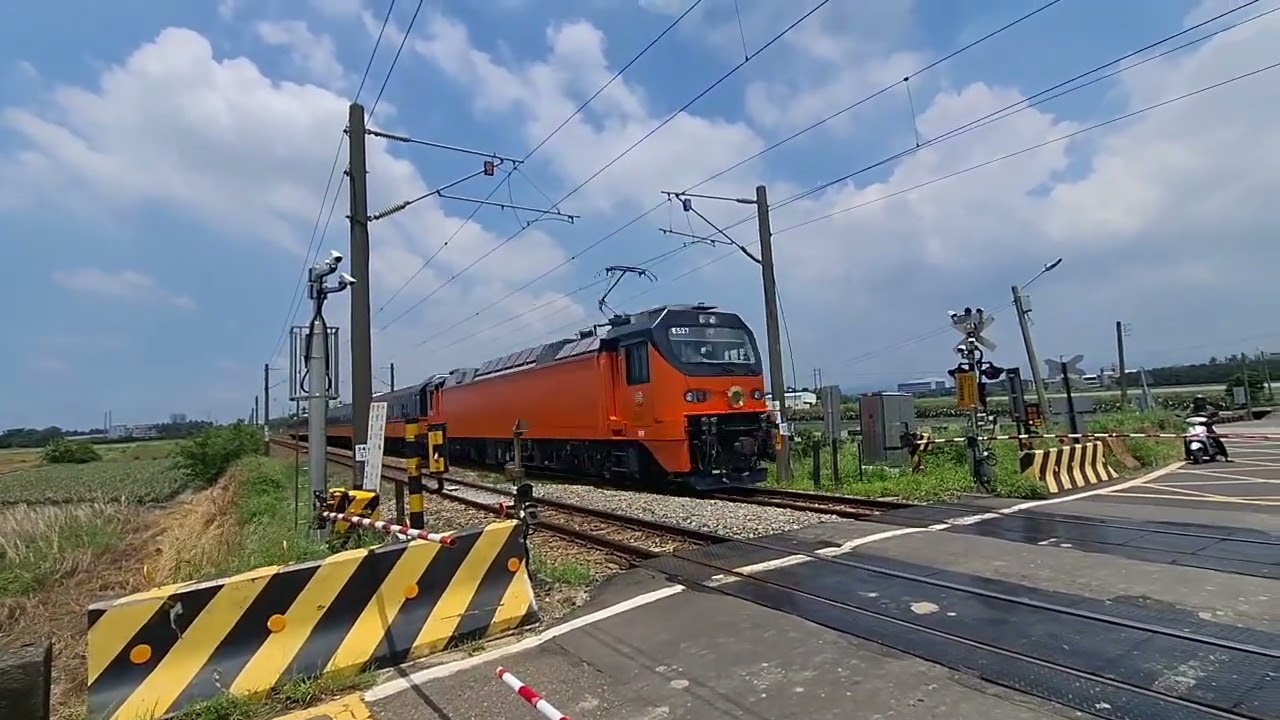 首航一週年！E500高速通過合集