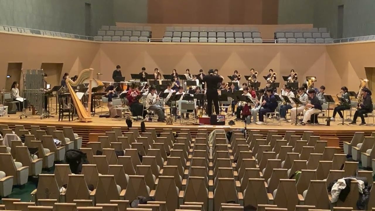 【★10,000再生大感謝★】日本初（かもしれない）　高校生がホールで「夕映えの丘」を初見合奏してみた（無加工無編集）
