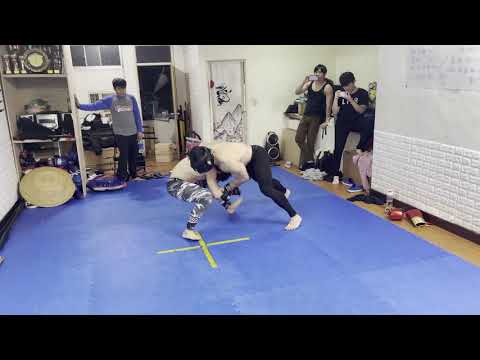 2020 12/12Tang Shou Tao唐手道 sparring 4