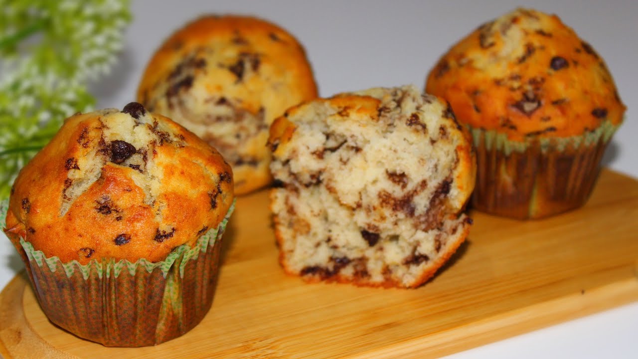 مافن بالموز والشوكولا😋Chocolate banana muffins 😋