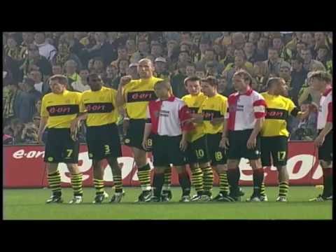 Pierre van Hooijdonk scoort in UEFA Cup finale Feyenoord – Borussia Dortmund