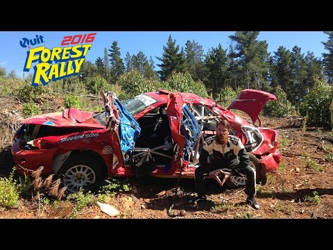 Video till Snubbar kraschar i rally men behåller lugnet