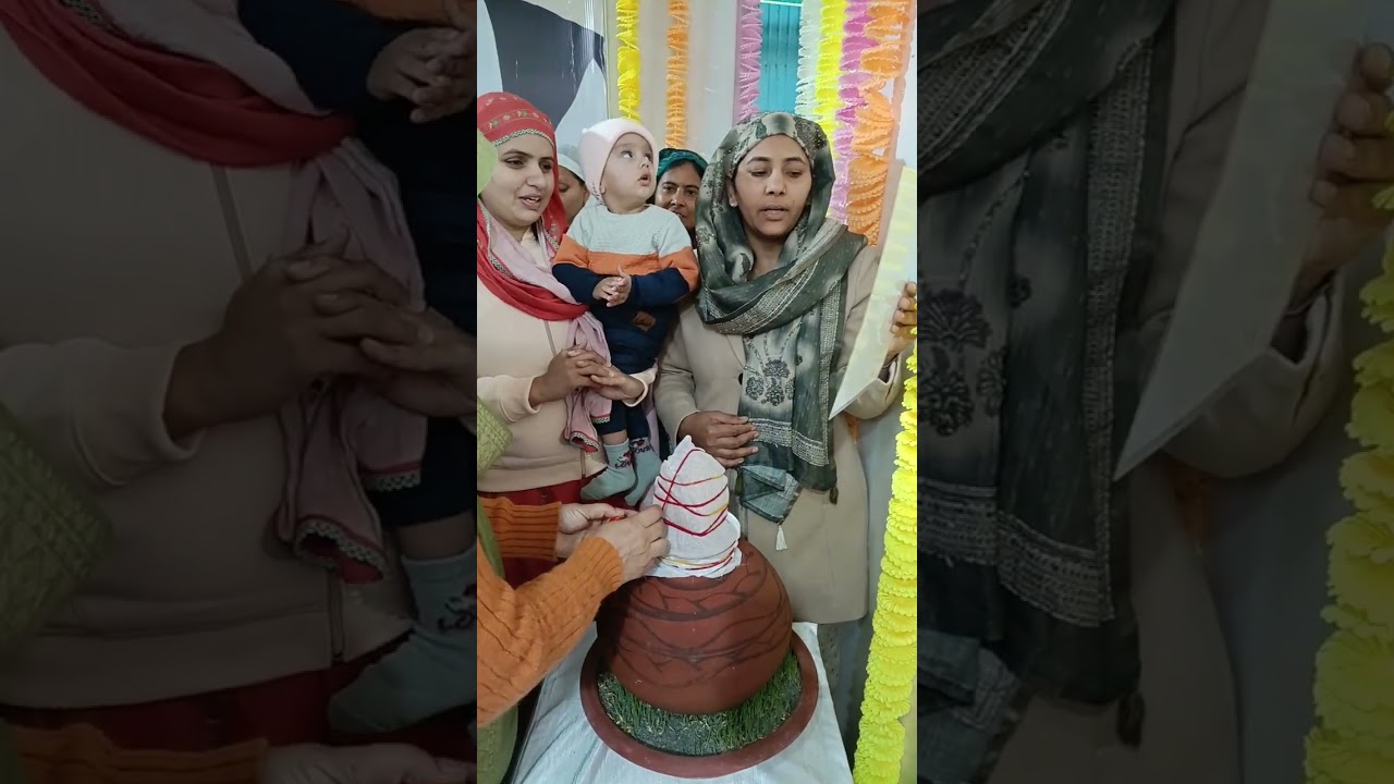 सतलोक आश्रम भिवानी में पाठ प्रकाश की तैयारीकरते हुए 🥳🥳🥳#santrampaljimaharaj 