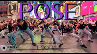 [KPOP IN PUBLIC TIMES SQUARE] LOONA (이달의 소녀) - POSE Dance Cover. Resimi