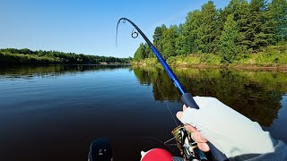 видео: НАШЁЛ ЩУК в КОРЯГАХ / ДВА ДНЯ на РЕКЕ / РЫБАЛКА НА СПИННИНГ С ЛОДКИ в ЖАРУ картинка: НАШЁЛ ЩУК в КОРЯГАХ / ДВА ДНЯ на РЕКЕ / РЫБАЛКА НА СПИННИНГ С ЛОДКИ в ЖАРУ