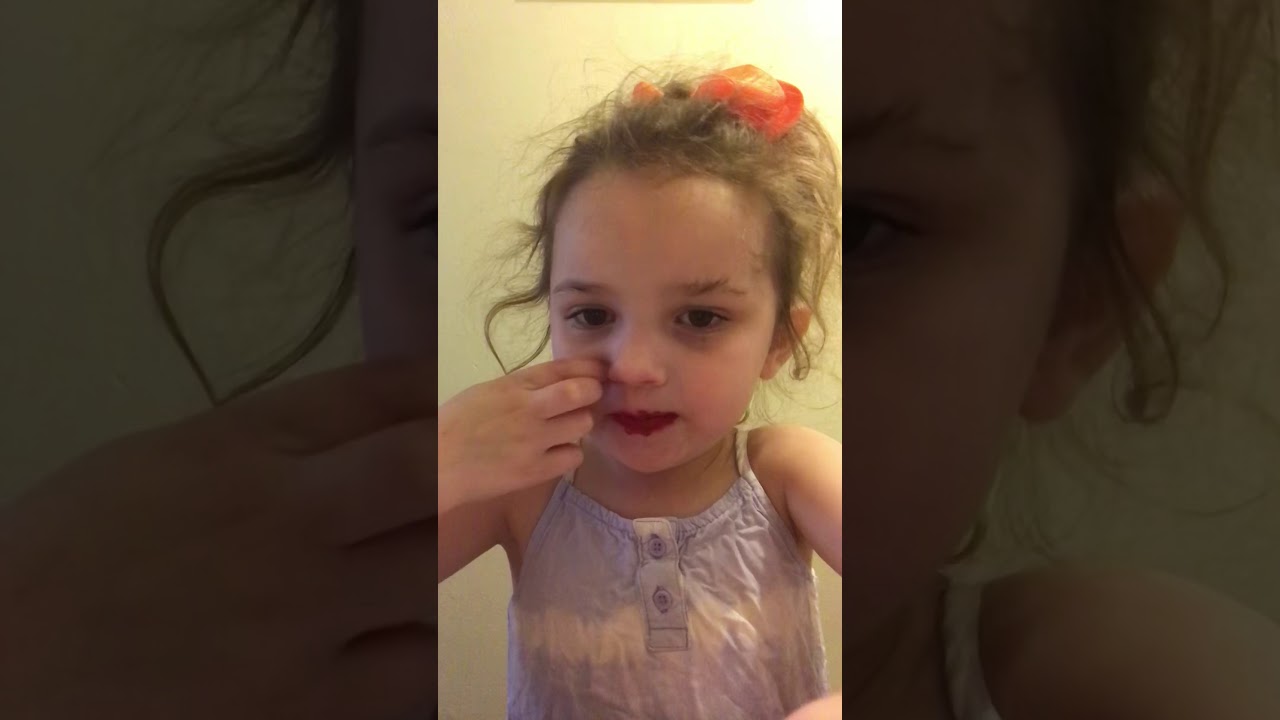 Little girl makeup tutorial - YouTube