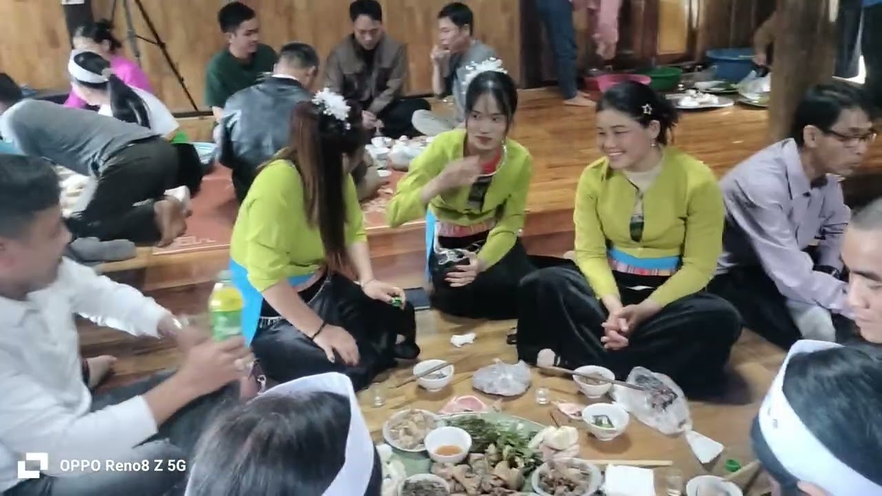 Giao Lưu Hát Mường Tại Nhà Đinh Thị Lý