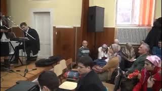 LAUDĂ PE IEHOVA | Cântarea 29 CM (Pe muntele 'nalt veniți voi sfinți,)