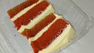 Fluffy, Sweet & Tangy… The BEST Cream Cheese Frosting! 😍