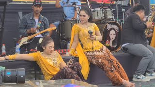 Download Lagu Kepulangan NIKEN SALINDRY Live BOJONEGORO MP3 Download Lagu Kepulangan NIKEN SALINDRY Live BOJONEGORO MP3