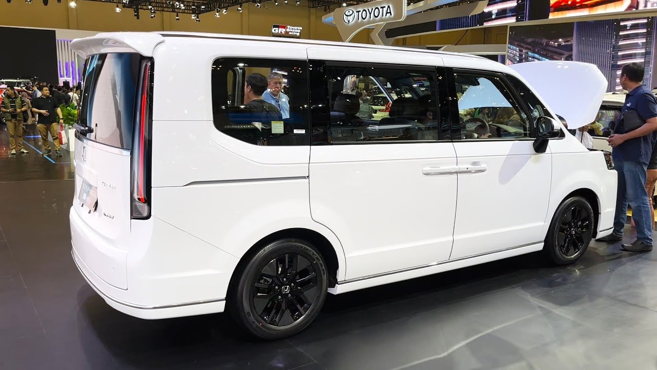 New 2026 Honda Stepwgn Spada - Spacious Hybrid Mini MPV - YouTube