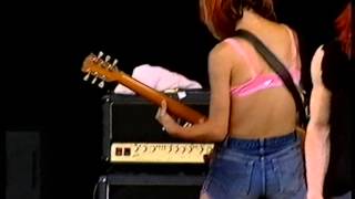 Cay live at the Reading Festival