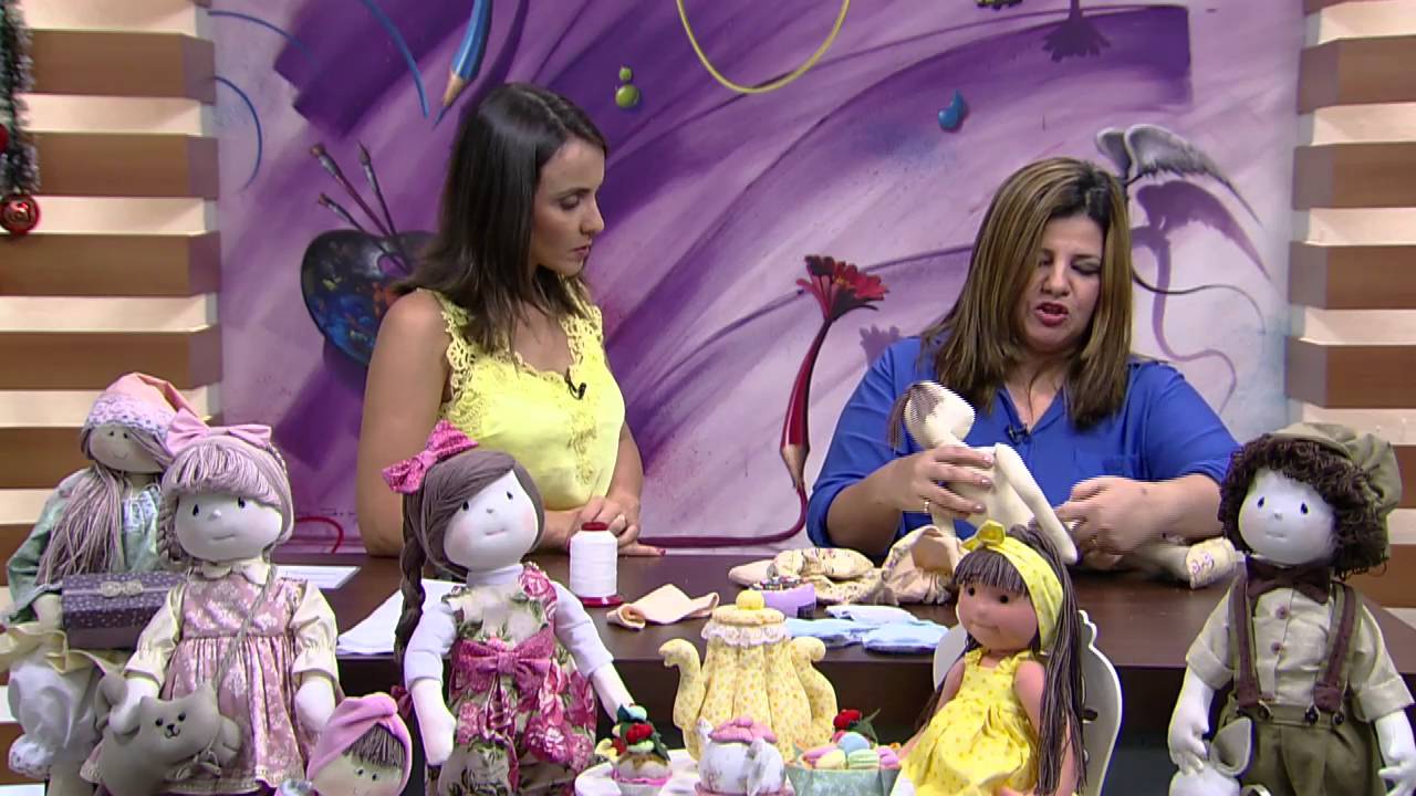Mulher.com - 18/12/2015 - Boneca de pano para o quarto - Vivi Prado PT1