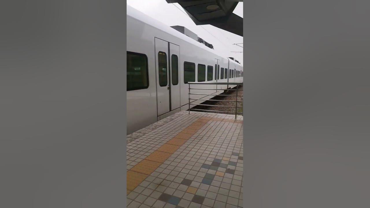 ERL Train Salak tinggi - YouTube