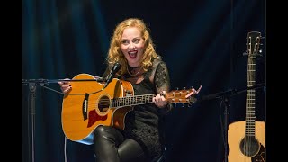 ANNEKE VAN GIERSBERGEN - I Saw a Car / Lo and Behold (Puerto Montt 27/09/2023)