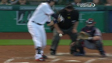 MIN@HOU: Castro laces an RBI single in the first
