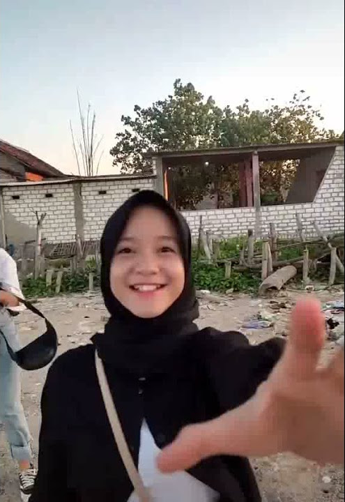 STORY WA Mentahan Halu liburan sama cewek. buat prank temen, manasin mantan.