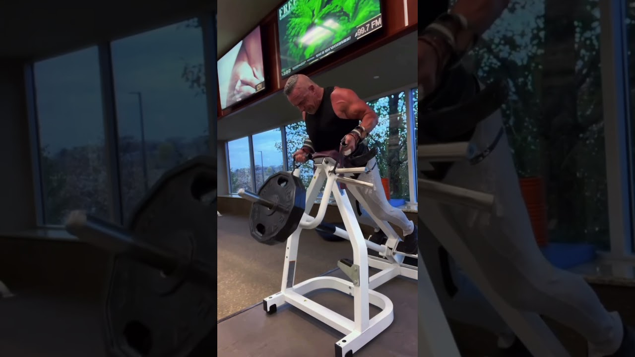 Try these to get that little extra contraction in your middle back for back thickness