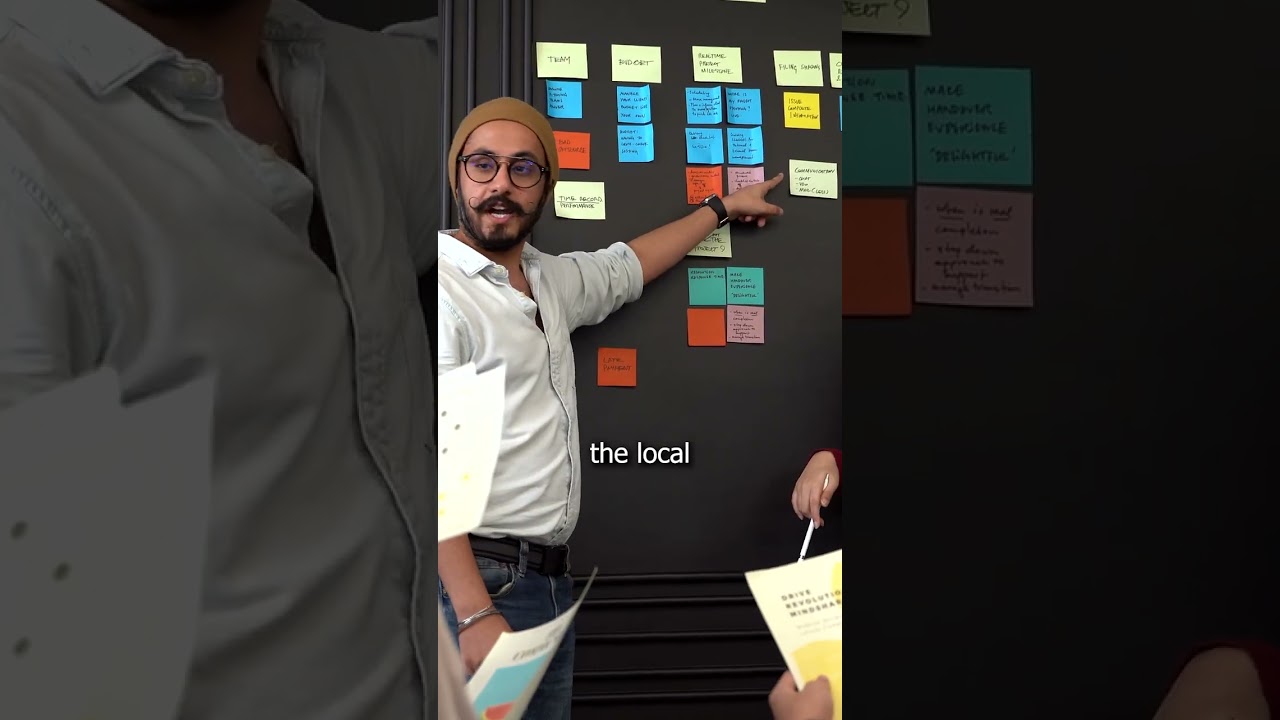 Мой брат спросил: «Почему бы нам не открыть компанию временных заместителей?» (Я понятия не имел)