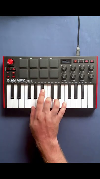 CONTROLADOR MIDI AKAI MPK MINI MK3 REVIEW TOCANDO MICHAEL JACKSON NO TESTE  Billie Jean 