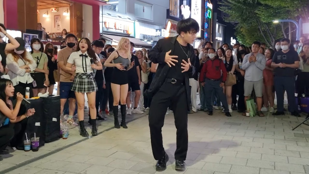 SATURDAY. DIANA: HYUNJIN. DYNAMIC SUPERB PERFORMANCE. HONGDAE.